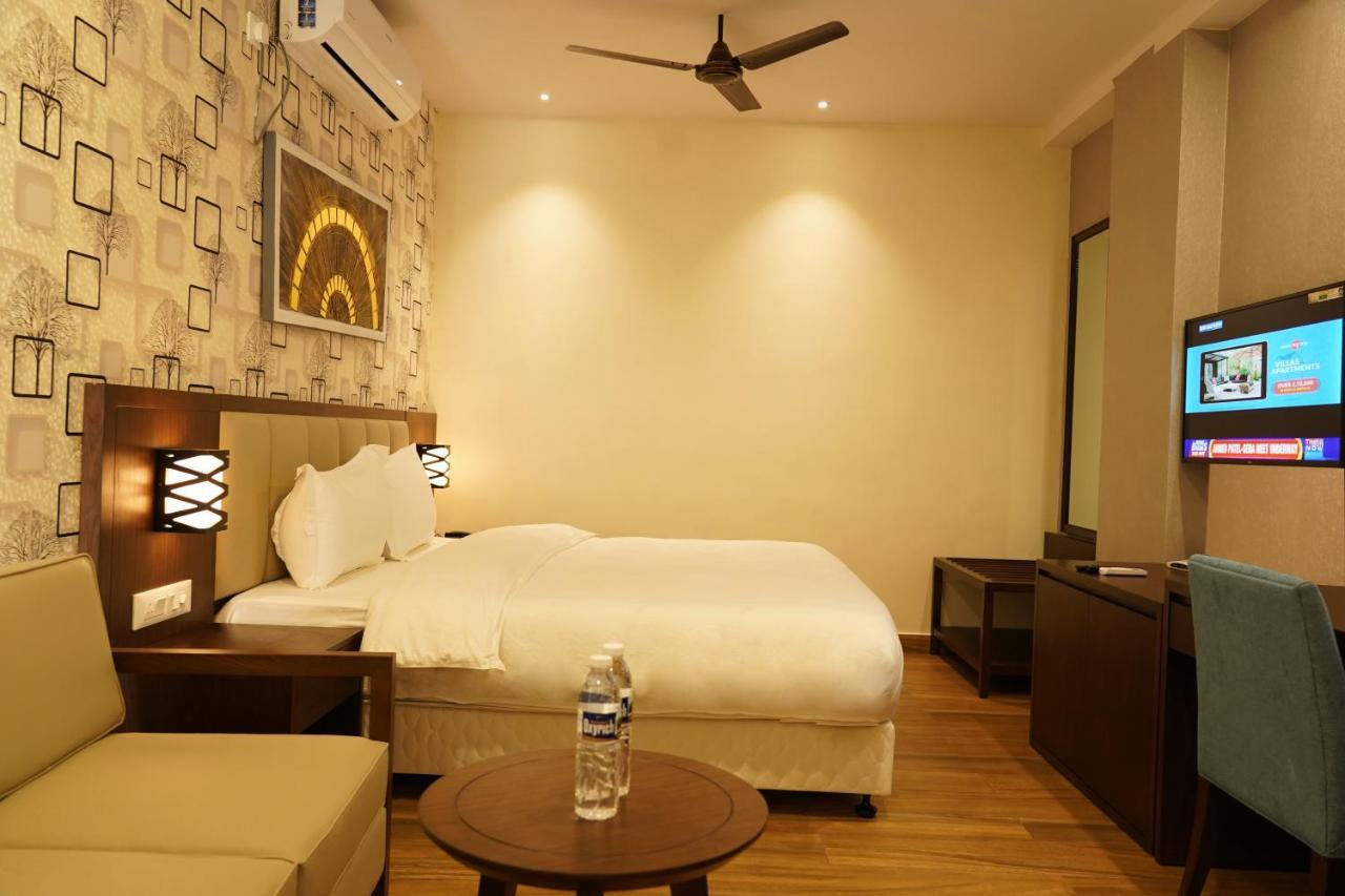 Hotel D Dev Vijayawāda Exterior foto